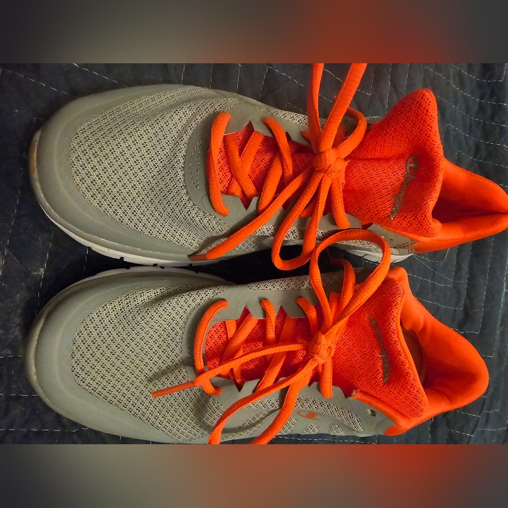 Champion Sneakers